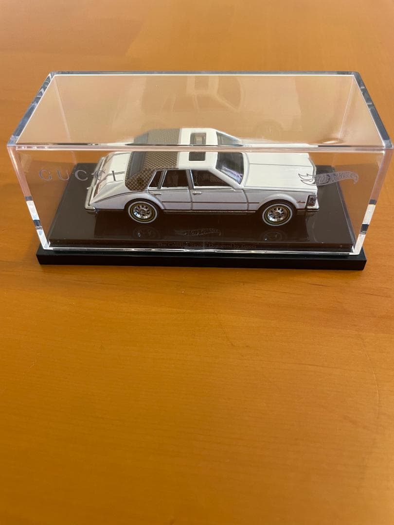 GUCCI Cadillac Seville ホットウィール世界限定5000台