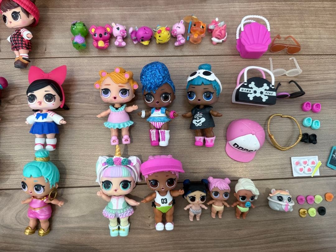 LOL サプライズ 人形