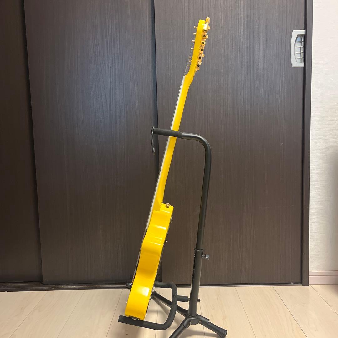 フェルナンデス　アンプ内蔵ギター　ZO-3 イエローハート