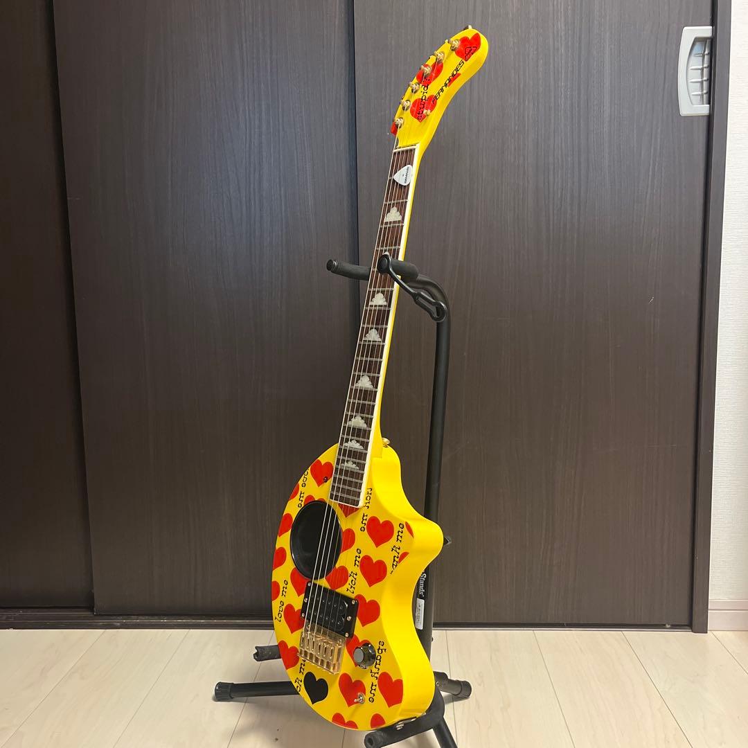 フェルナンデス　アンプ内蔵ギター　ZO-3 イエローハート