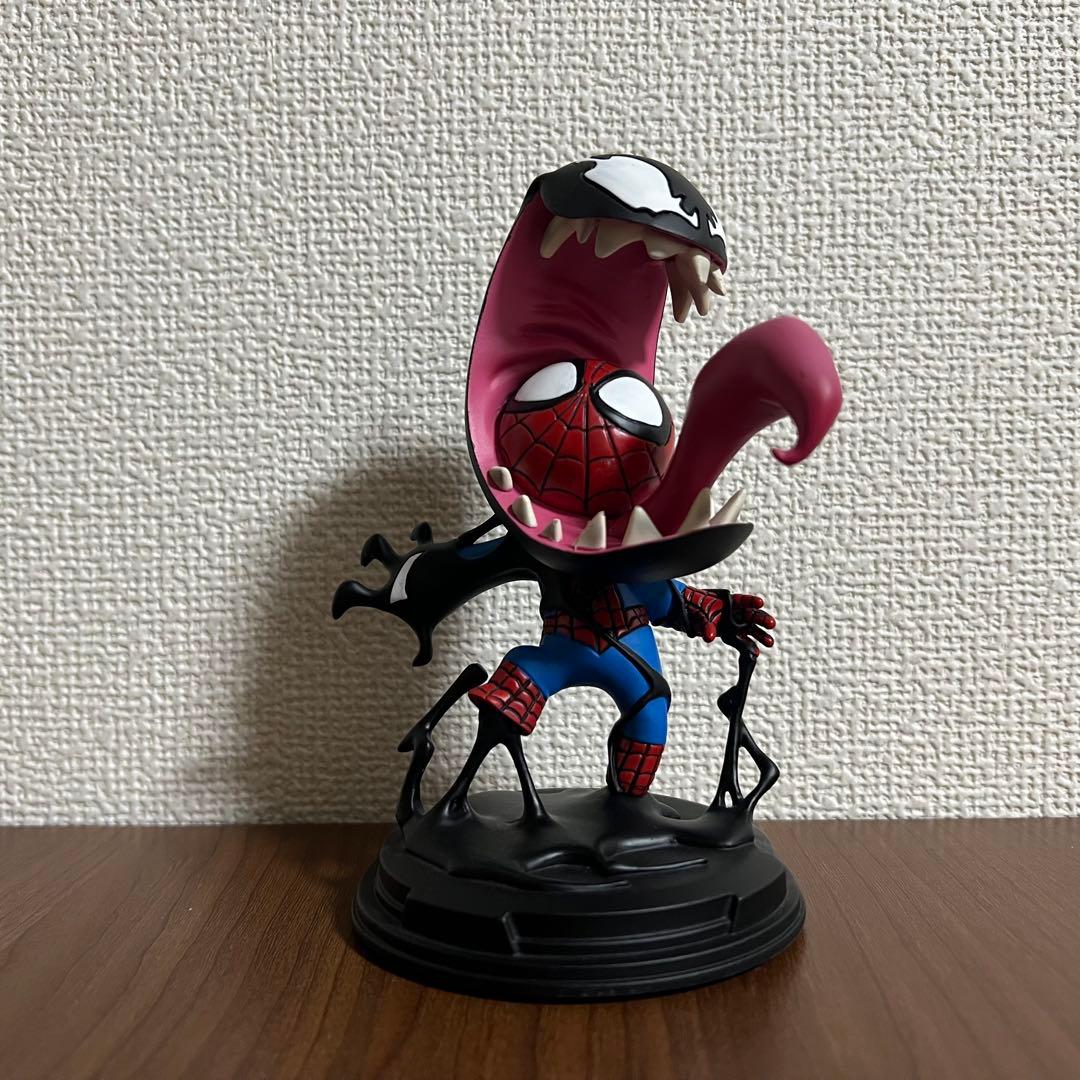 スパイダーマンvsヴェノム　スタチュー　ジェントルジャイアント　スコッティヤング