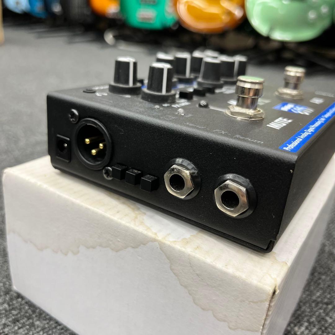 【11588】EBS Micro Bass 2 ベースプリアンプ DI