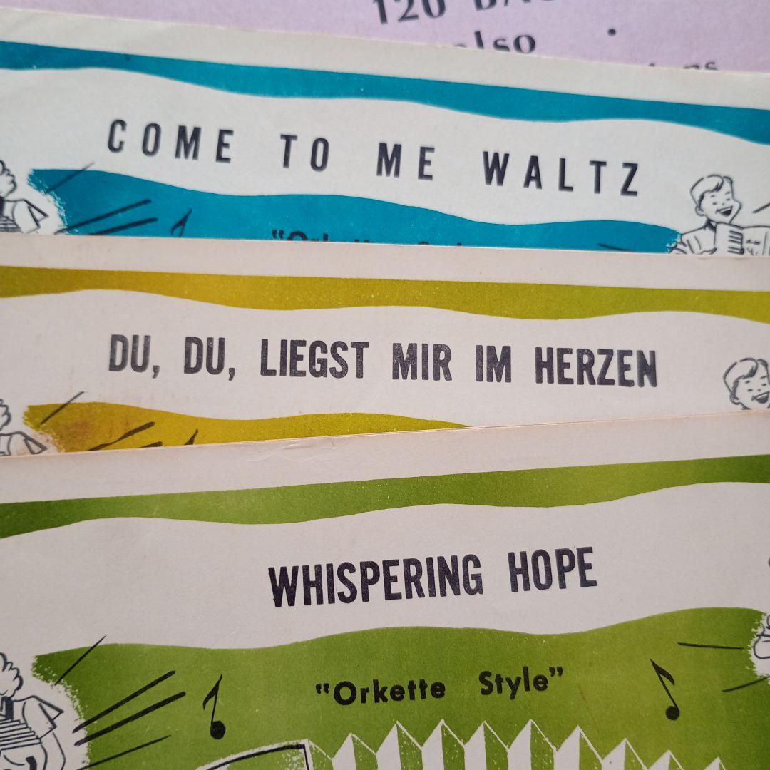 アコーディオン　楽譜　譜面　教則本