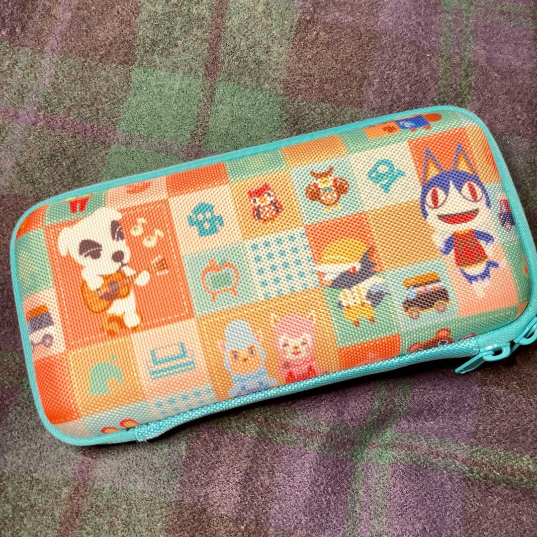 ✮希少✮Nintendo SwitchLight＋ポケモン(データ)＋ケース