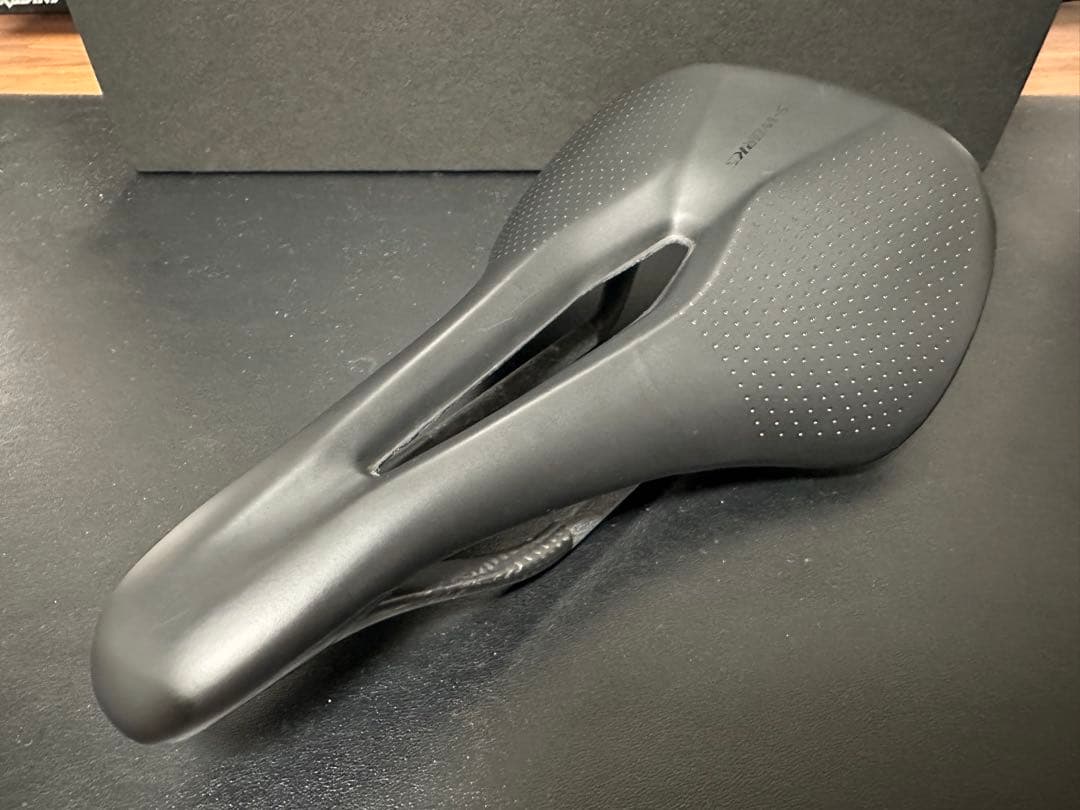 パーツ S-WORKS POWER ARC CARBON SADDLE 143