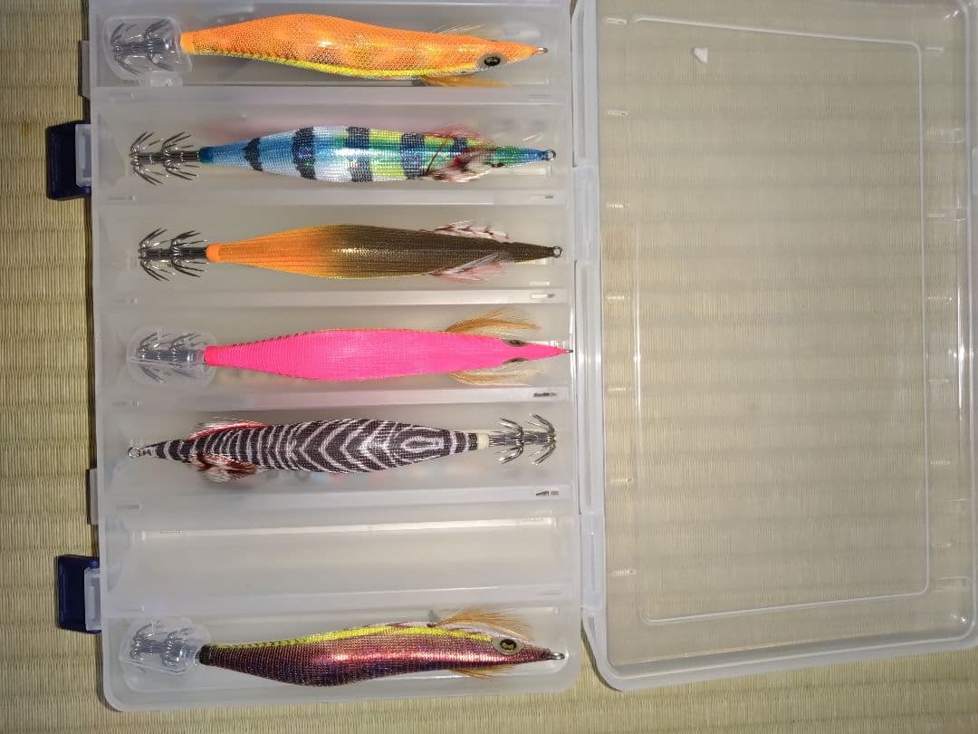 y’s　餌木51本と明邦バケットマウスBM-5000セット、ルアーボックス