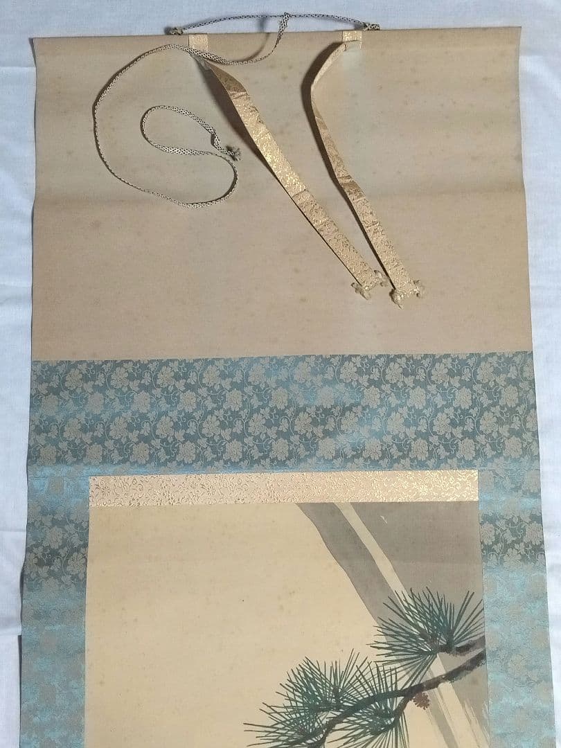 掛軸　肉筆　鯉乃瀧昇　共箱有　絹本　掛け軸