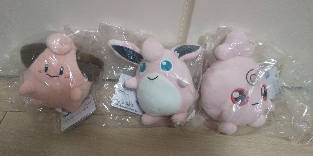 ポケモン ラインストーン40個以上　ぬいぐるみ10種