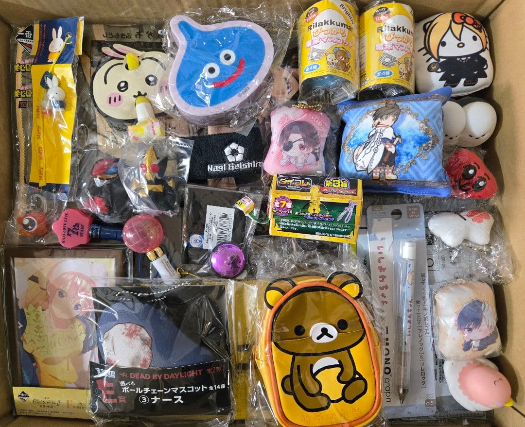 アニメグッズなど 140サイズ ノンジャンル 大量 まとめ売り 約530点