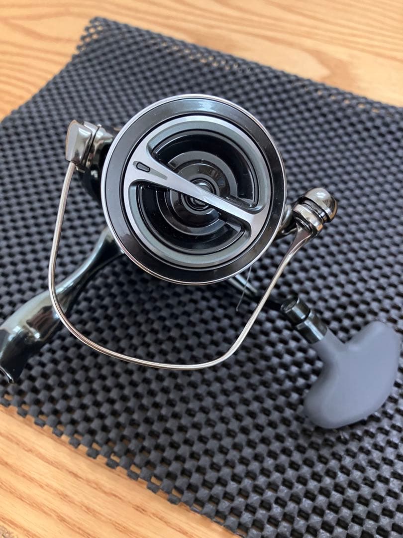 22 ステラ 4000Mスピニングリール シマノ