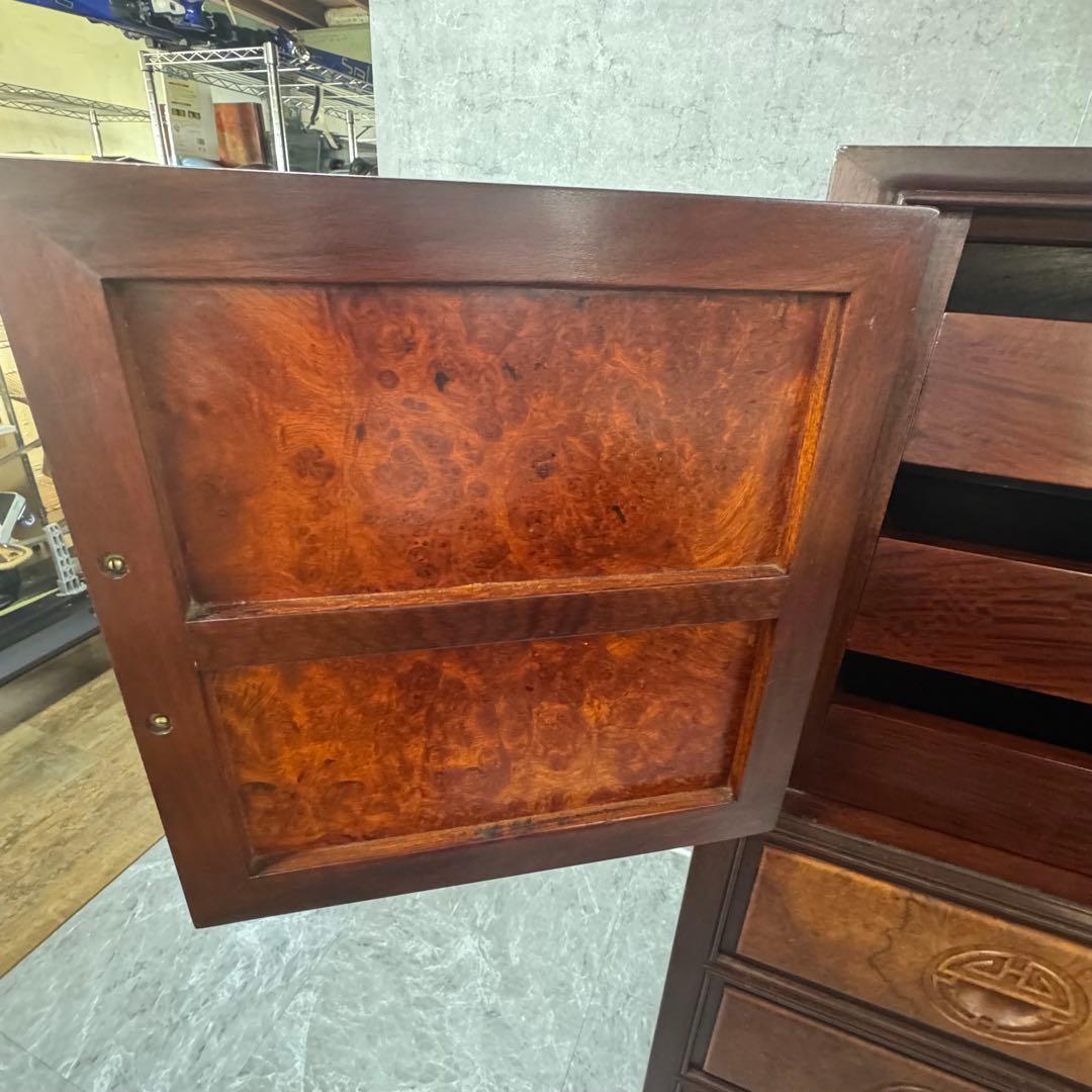 重厚な存在感　中国家具 花梨材 唐木 4段 チェスト 無垢 高級飾り家具