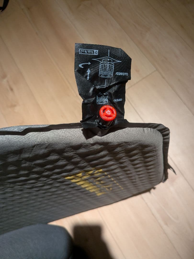 美品 NEMO ORA 20R スリーピングマット
