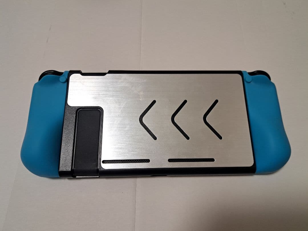 Nintendo Switch 本体 + ゲームソフト3本周辺機器セット