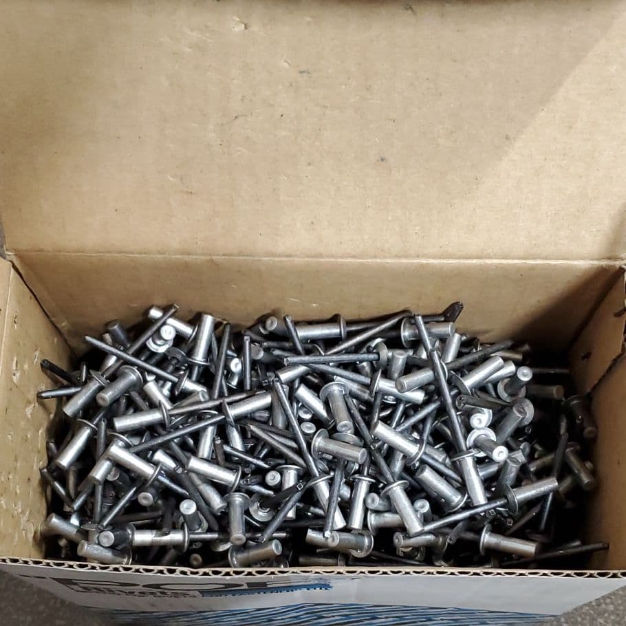 ポップリベット　ADー66 1000本