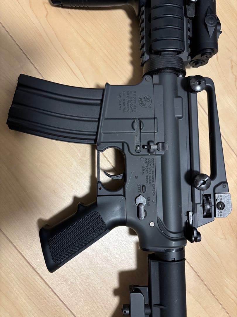 東京マルイ　コルトM4A1 R.I.Sバージョン　電動ガン
