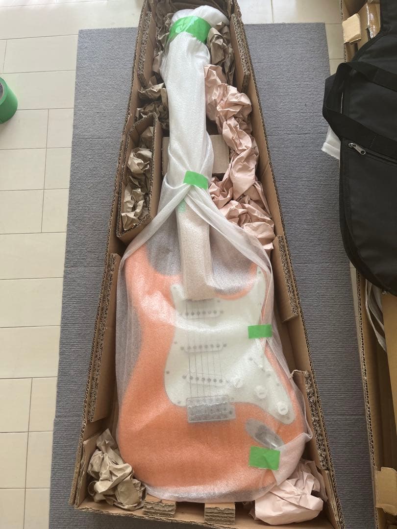 Fender ストラトキャスター　Capri Orange