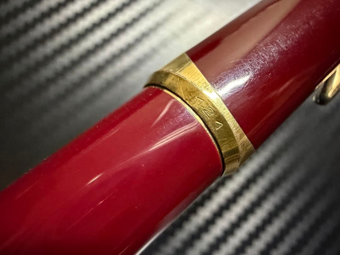 美品 モンブラン No.121 ボルドー EF 極細字 万年筆 18K