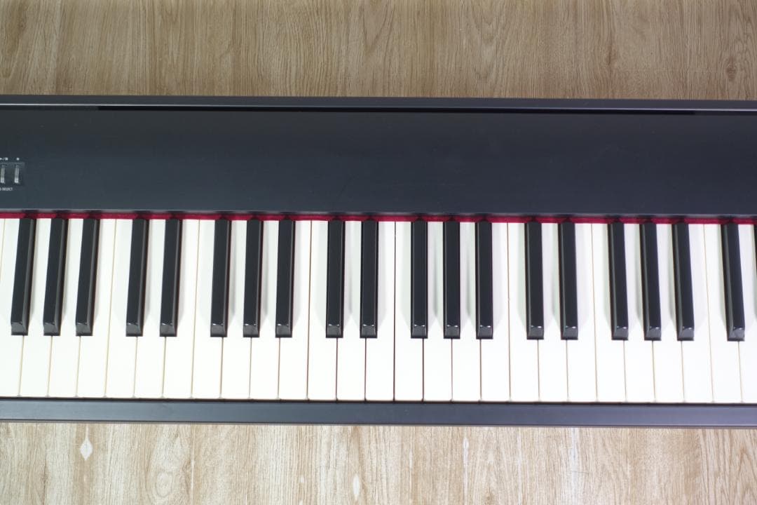 Roland FP-30　デジタルピアノ 88鍵 　ケース付属