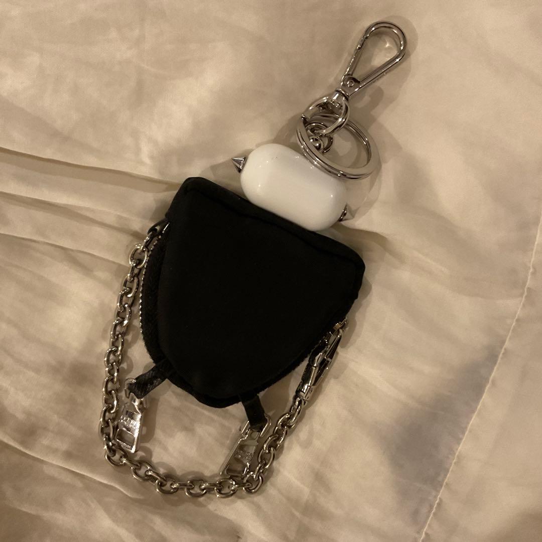 PRADA ノベルティ　キーホルダー