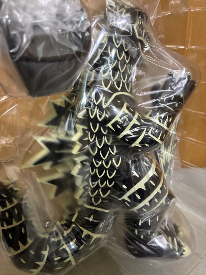 ゴジラ　海外版画風フィギュア　販売終了品