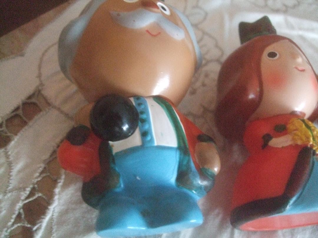 サモン★王様2個＆お妃さま1個★ ソフビ人形 ★貯金箱 ★3体セット