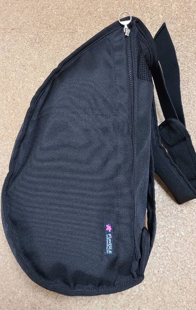 【美品】ファンドルペットスリング　スタンダード　ブラック