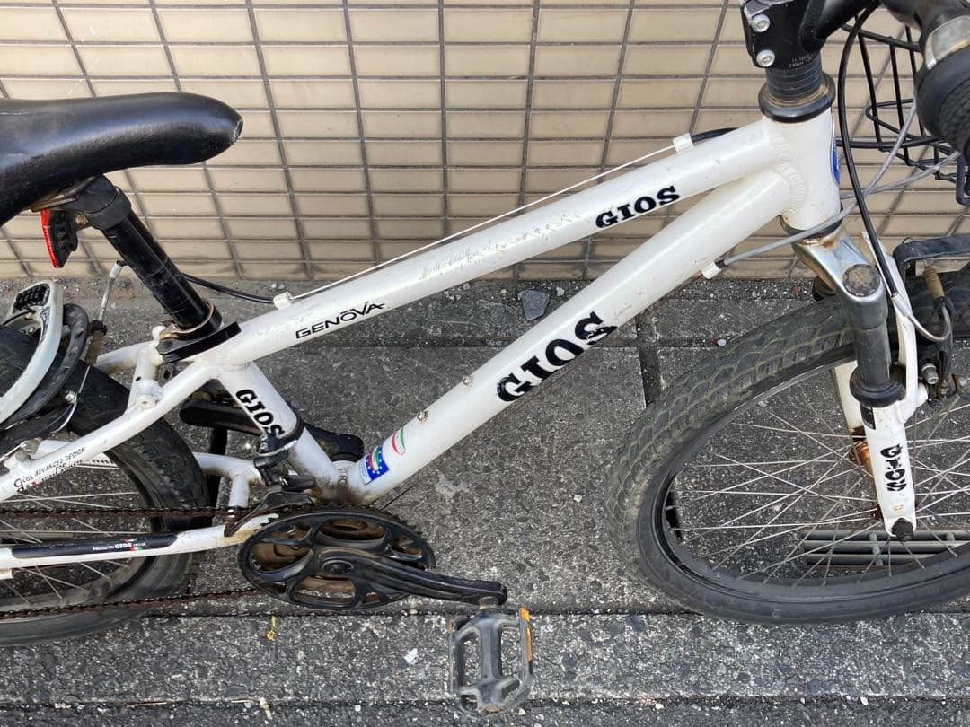 GIOS GENOVA ジオス ジェノア 前3×後6速 22インチ 子供用バイク