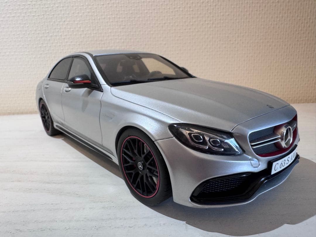 GTS Models C 63 S AMG ミニカー シルバー