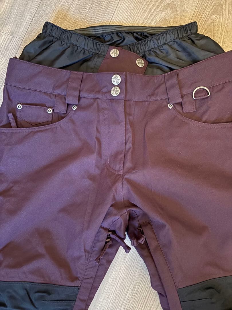 AA Hard Wear スノーボードウェア　レディースパンツ　ダブルエー　細身