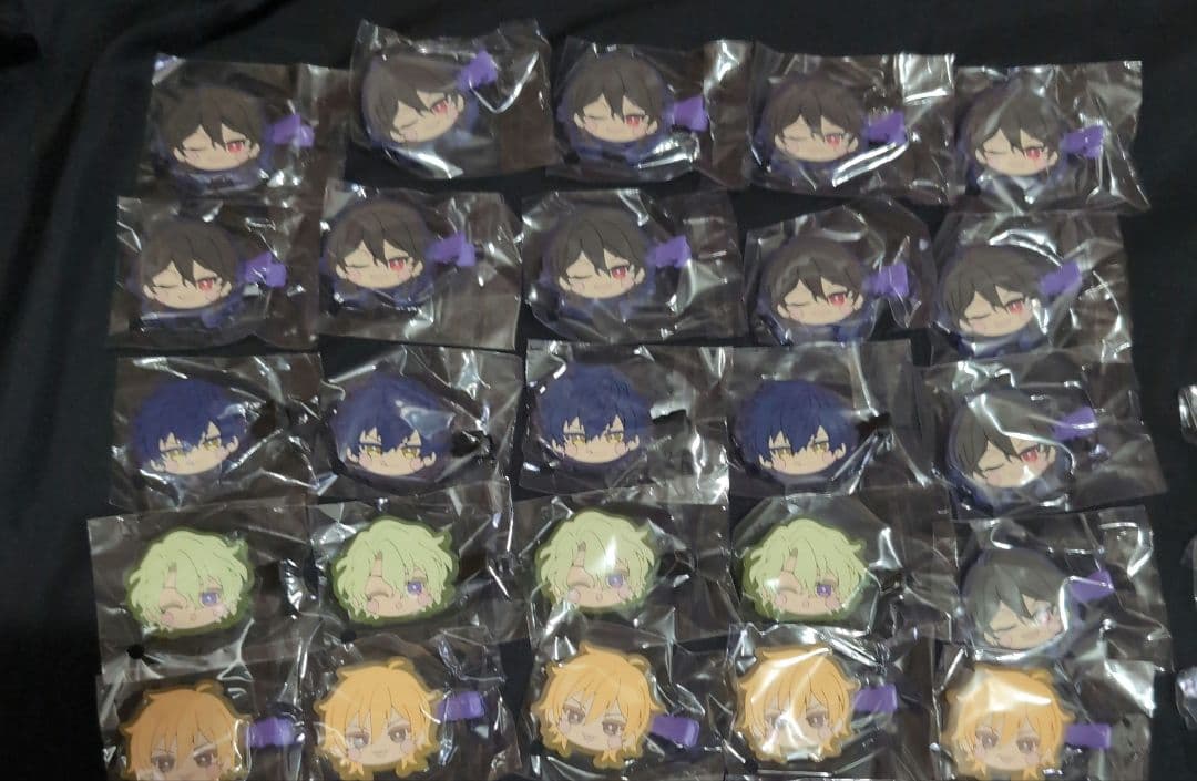 【定価】　前髪クリップ　朔間零　羽風薫　巴日和　漣ジュン　七種茨　衣更真緒　晃牙