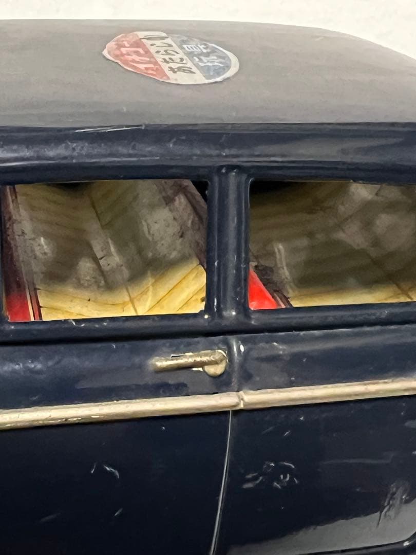 昭和レトロ　イチコー　ブリキ　日産セドリック・カスタム　縦目4灯　初期