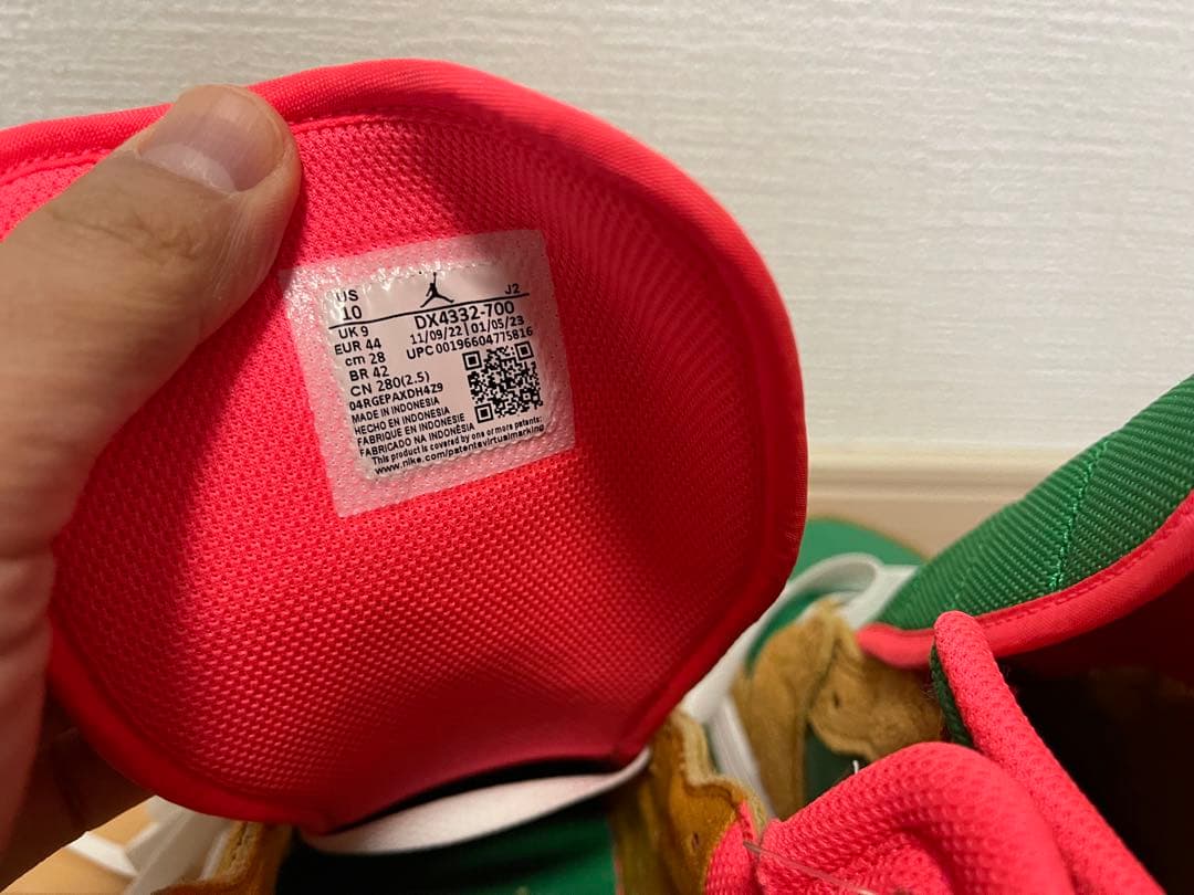 シューズ(男性用) NikeAirJordan1Mid Wheat&Water Melon 28cm