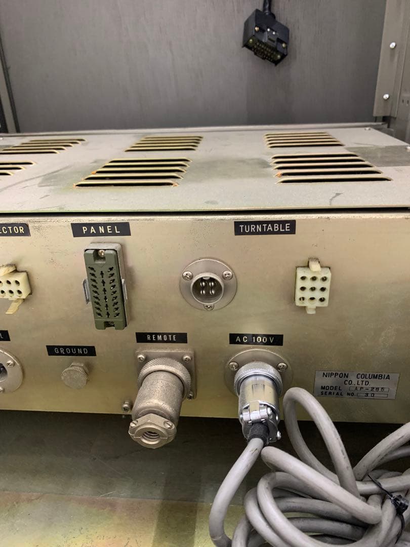 スペースエイジ ターンテーブル レコードプレイヤー 台 店舗什器 ディスプレイ