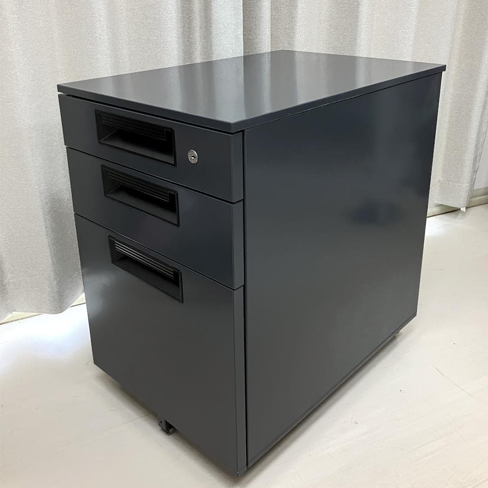 #2774-3　Plus　スチールワゴン　サイドワゴン　デスクワゴン　鍵付き