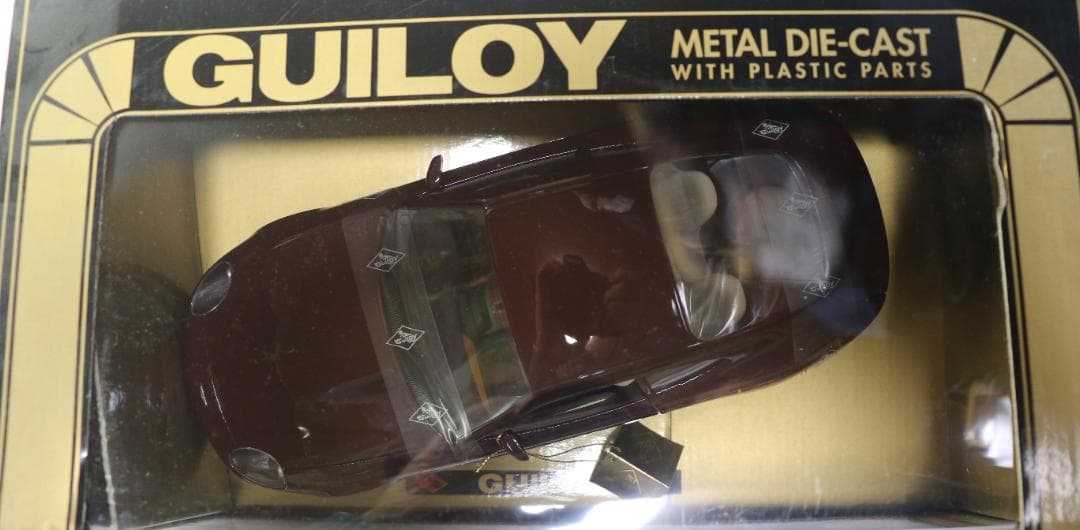 GUILOY製 アストン・マーチンDB7 マルーンカラー　1/18 中古品