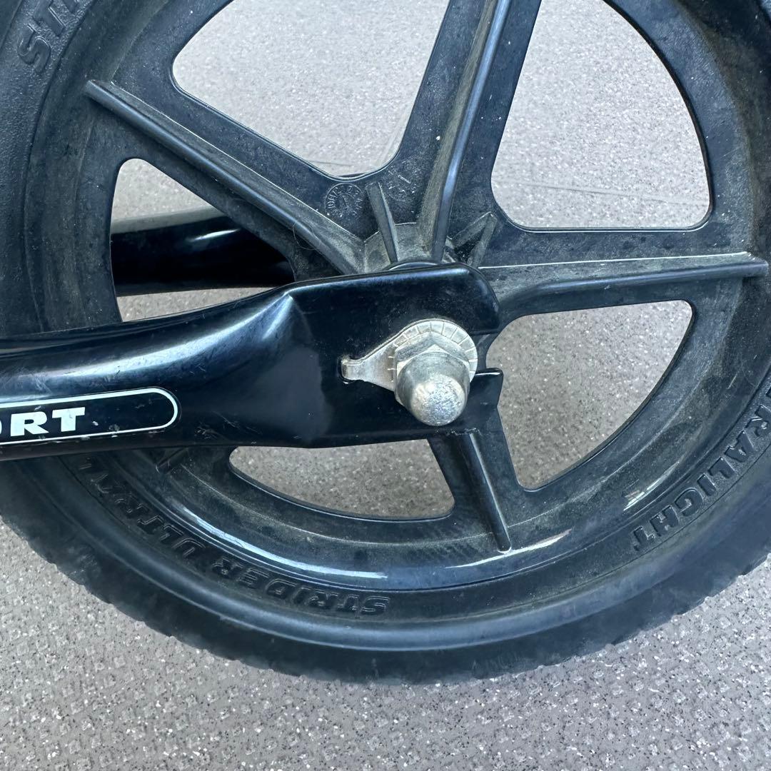 STRIDER ストライダー 12スポーツ バランスバイク ブラック 黒 正規品