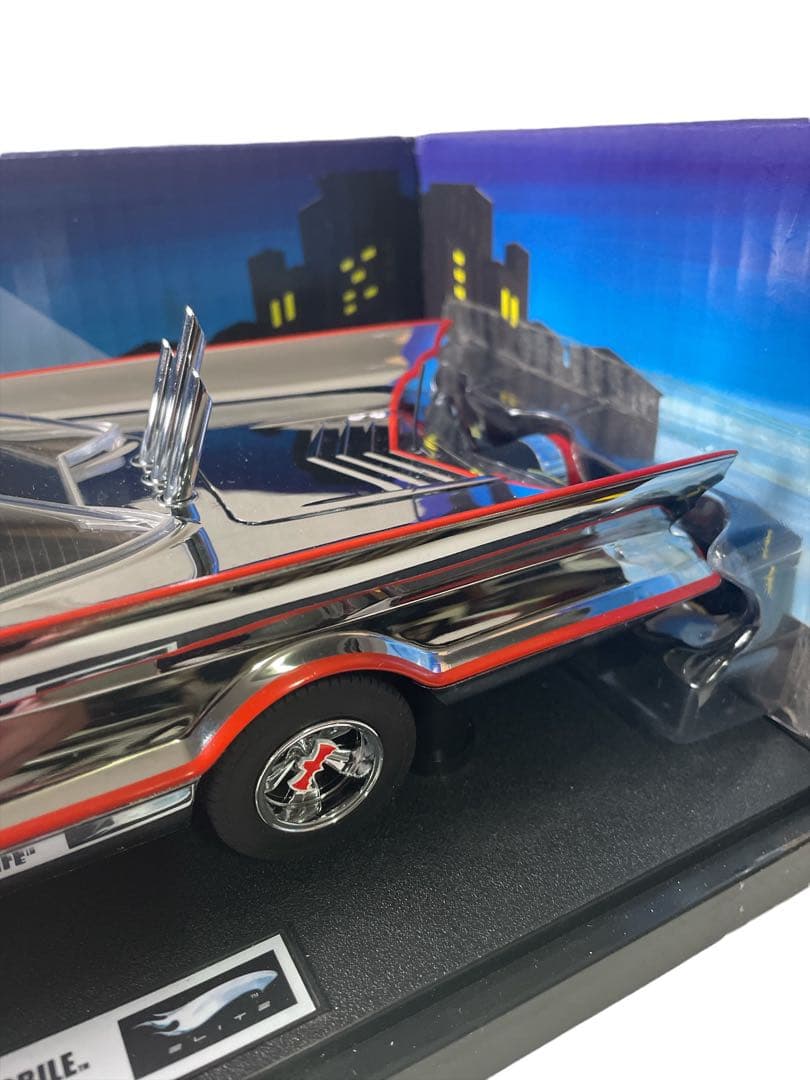 限定3000台　MATTEL 1/18 エリート バットモービル シルバーメッキ