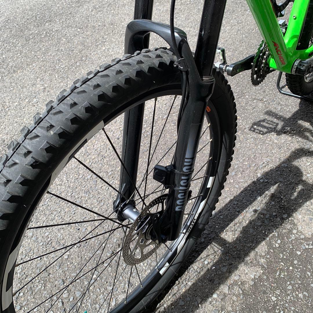 ANCHOR　XHM9　カーボン