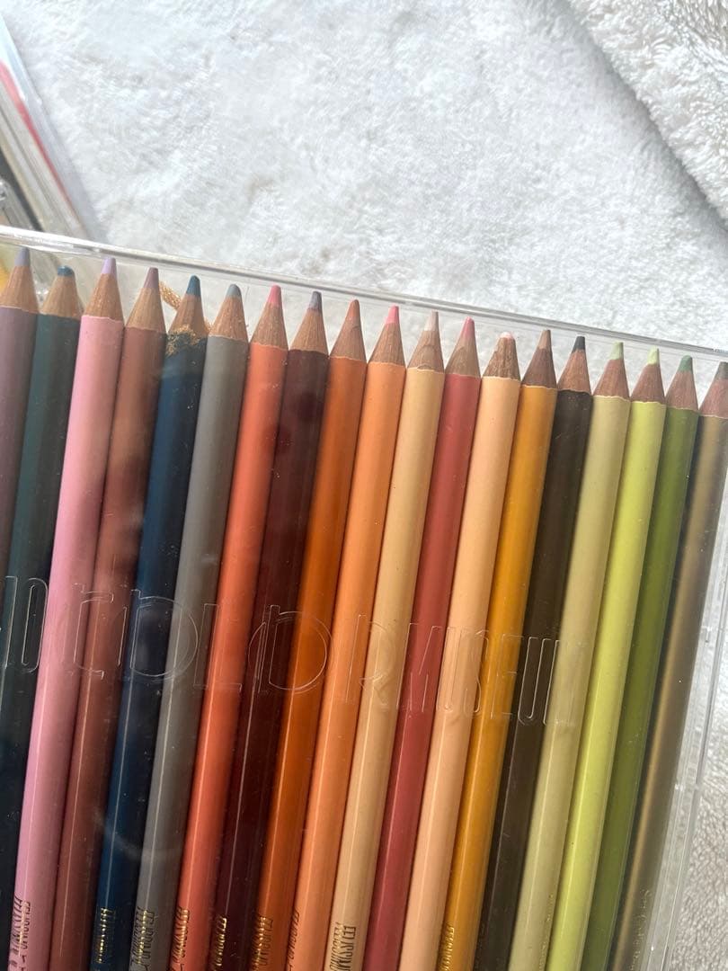 フェリシモ COLOR MUSEUM 500色16セット　英字