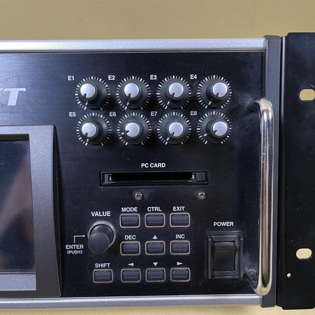 Roland V-SYNTH XT Ver2.0 ラックマウントシンセサイザー