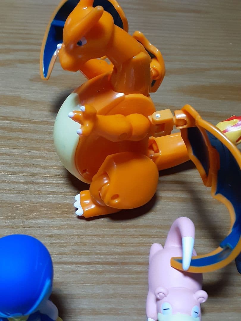 ポケモン　ミニフィギュア&指人形等32個セット　パーツ欠品ありポケットモンスター