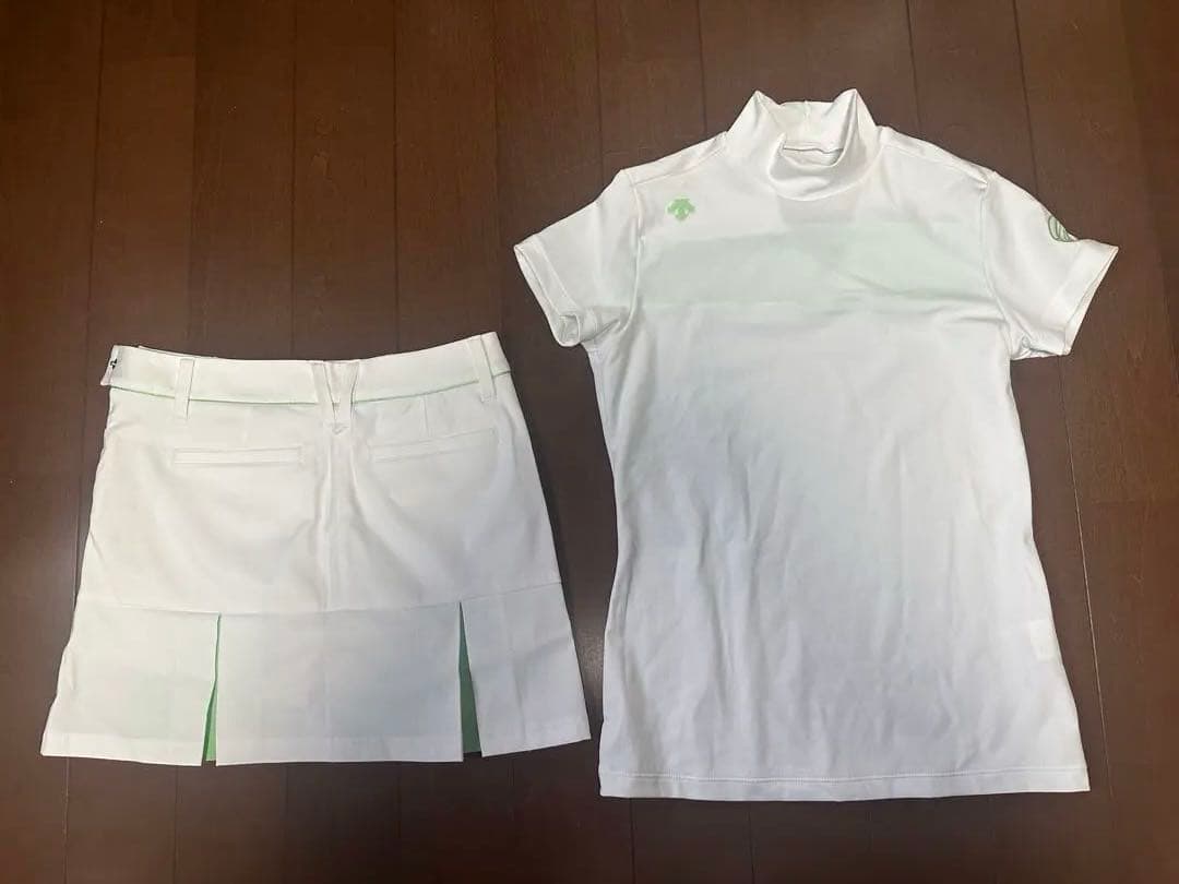 DESCENTE ゴルフウェア ホワイト Sサイズ　上下　春カラー