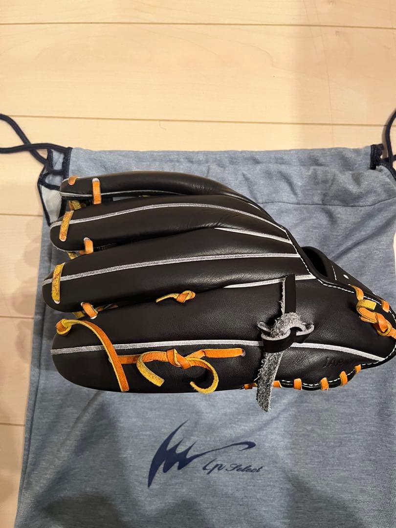 【美品】ipセレクト　軟式　オールラウンダー用　グローブ　黒