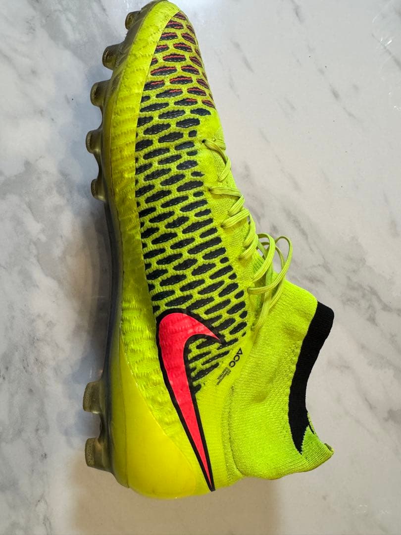 Nike マジスタ オブラ AG イエロー 28cm