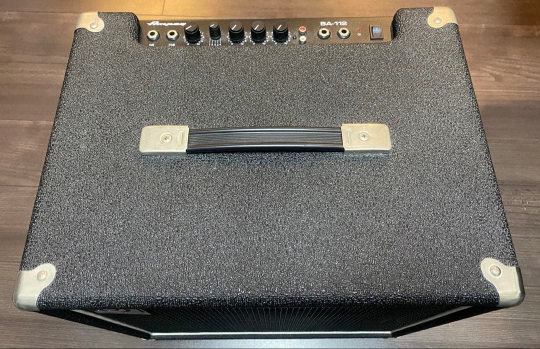 Ampeg BA-112 ベース用アンプ