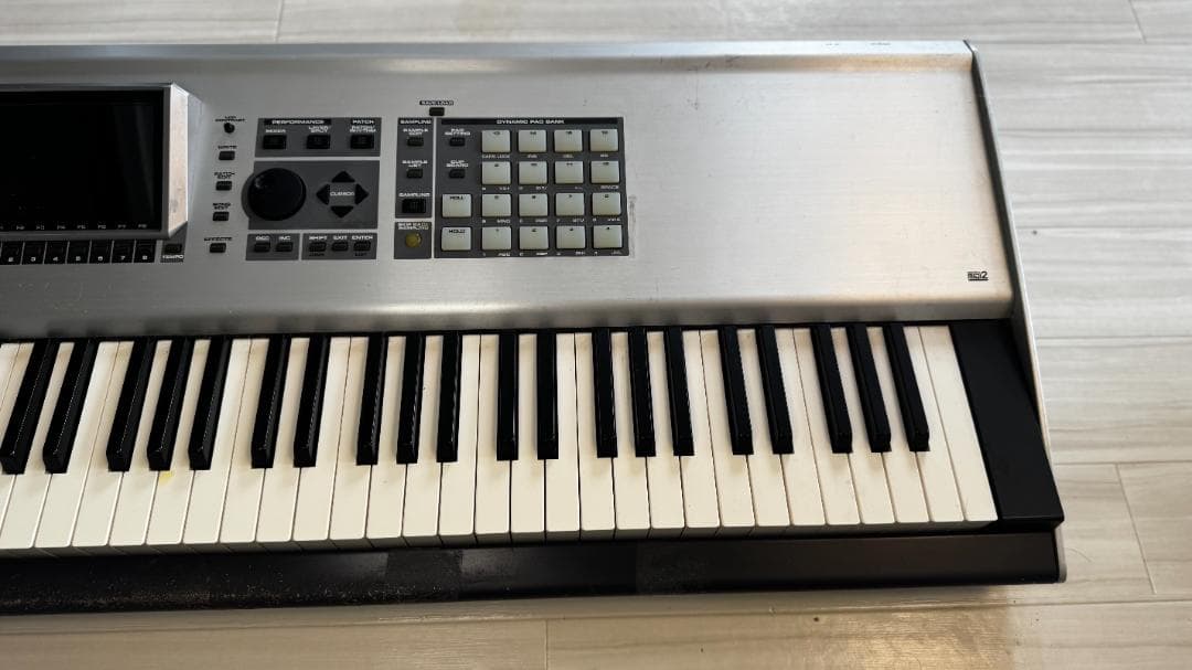 Roland Fantom X8 ｜88鍵｜ピアノタッチ｜要修理｜現状渡し