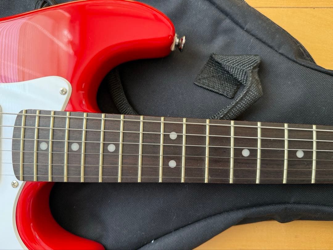 Squier Mini Stratocaster レッド