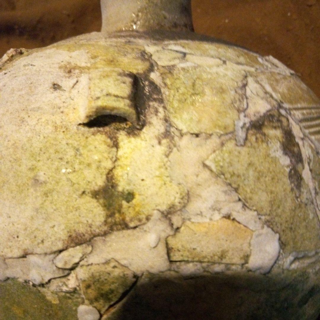 瀬戸　古い陶器の花瓶　発掘品　つなぎ合わせ