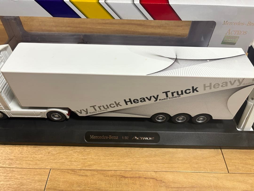 1:32 メルセデス ベンツ アクトロス トレーラー ラジコン