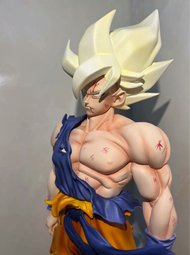 ドラゴンボールガレージキット　超サイヤ人孫悟空　レジン フィギュア　リペイント